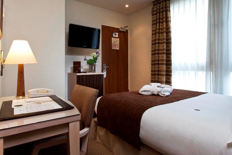 Hotel Le Pera Париж Экстерьер фото